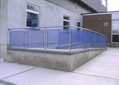 Stainless steel handrail with panel infill