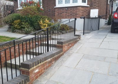 B4 Handrail